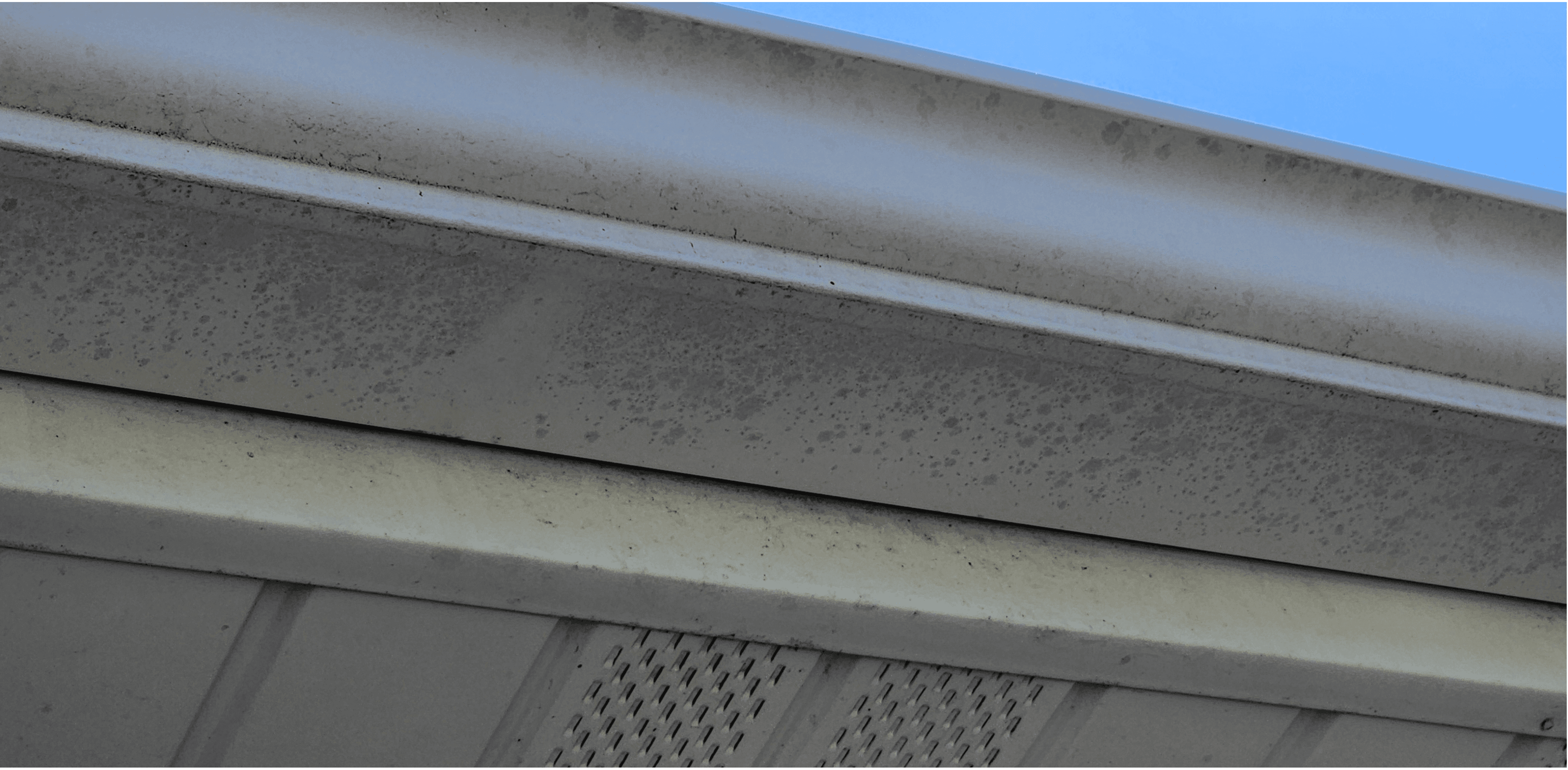 Aluminum Gutter Brightening - Before